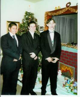 spics0055qy3stoogesxmasdance.jpg